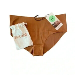 Nude Barre Seamless Bikini Panty Size Small 1PM NWT